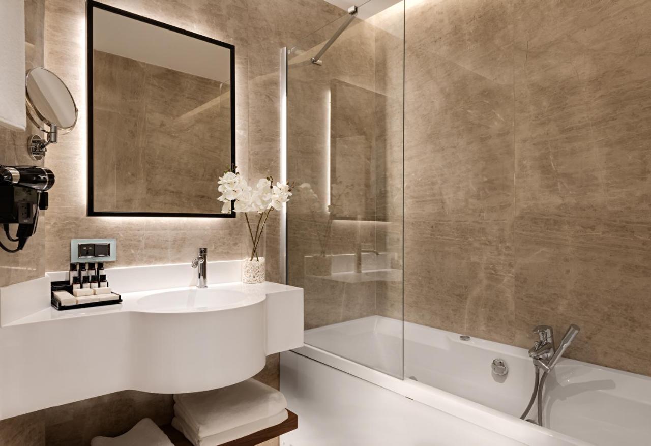 Gleam Collection Hotel Istanbulská provincie Exteriér fotografie A shower screen