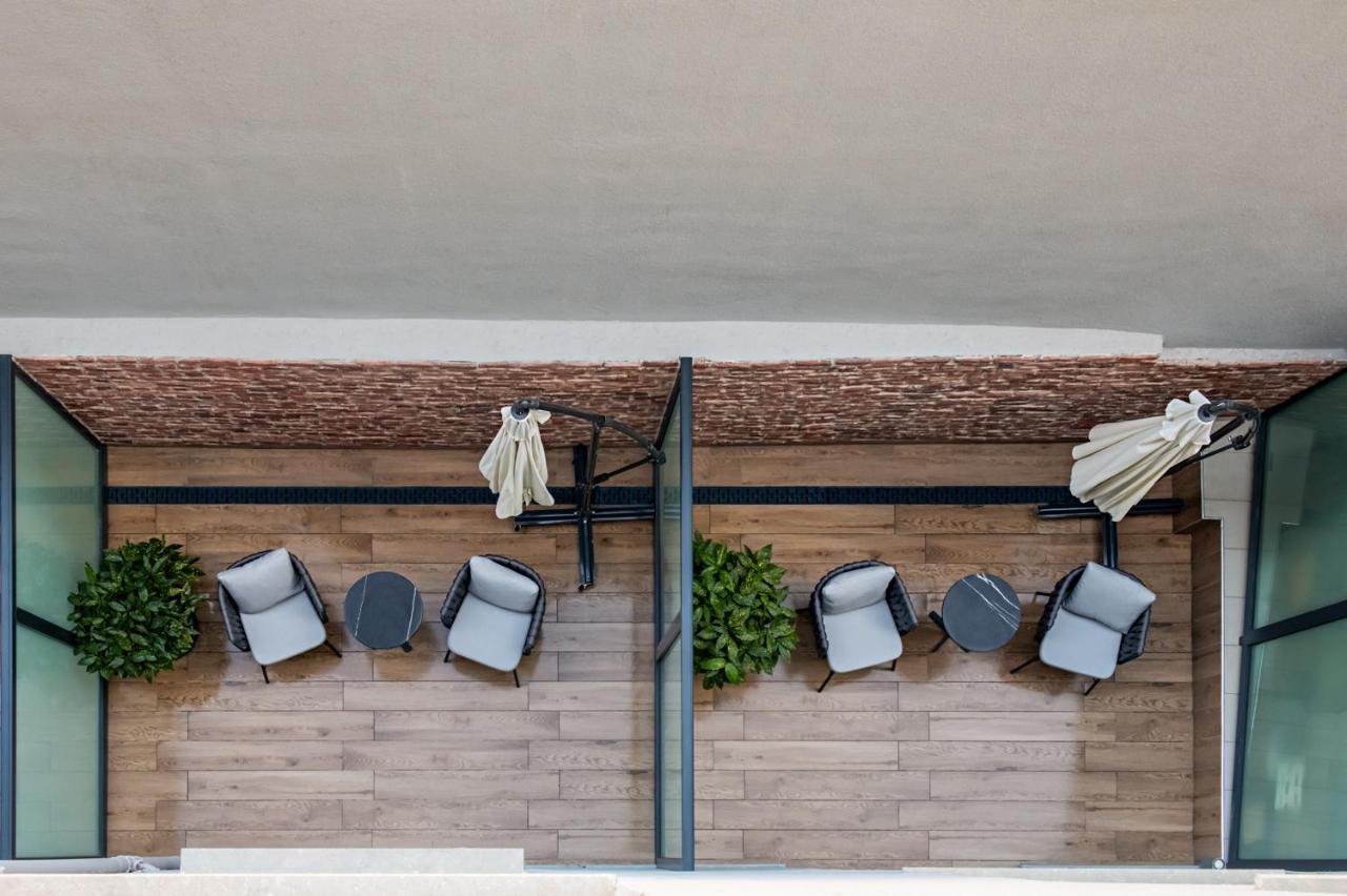 Gleam Collection Hotel Istanbulská provincie Exteriér fotografie The balcony of a suite at the hotel
